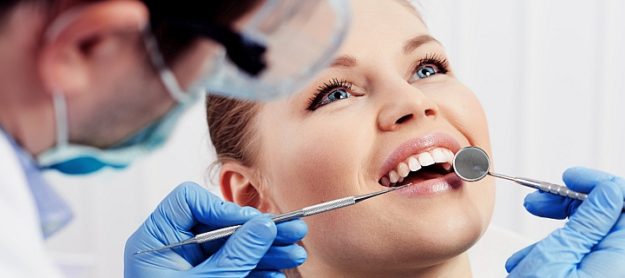 Zusatzversicherung Für Zähne Und Brille . Die Gesetzliche Krankenversicherung Zahlt In Diesem Fall Nichts.